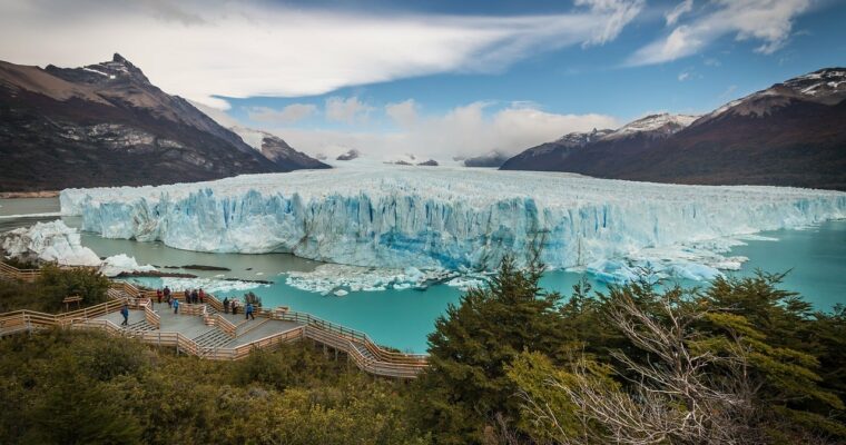 Descubre la impresionante belleza del Glaciar Perito Moreno en Argentina